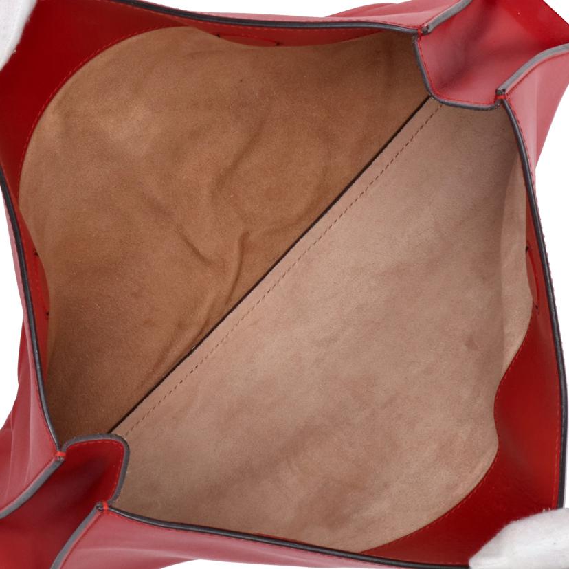 GUCCI グッチ/ロゴエンボス／クラッチバッグ／レッド/409382//467***/Aランク/18