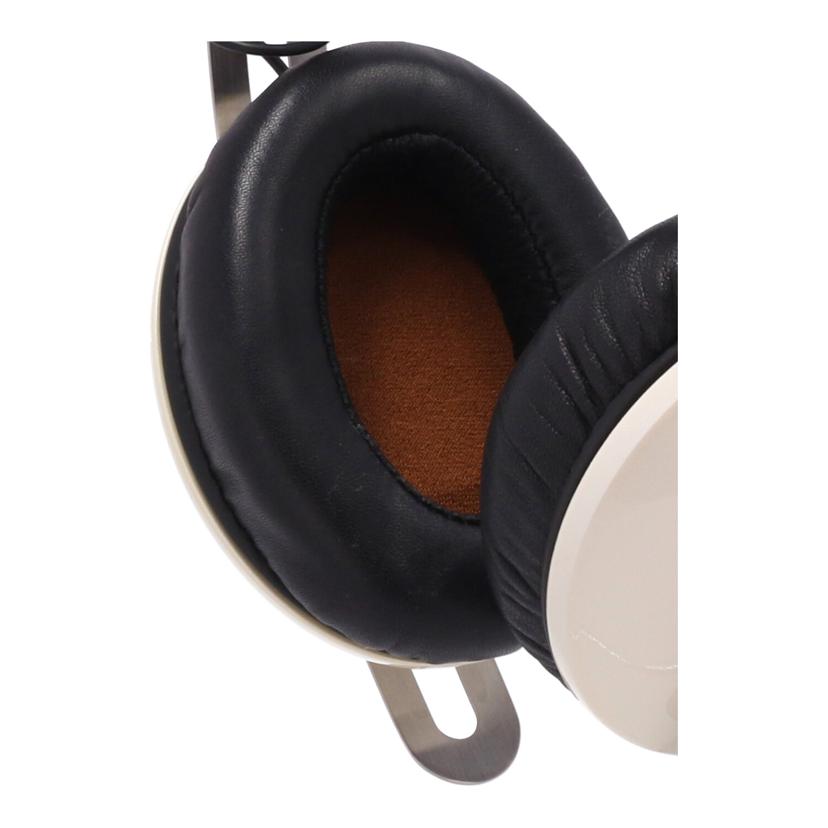 Sennheiser ゼンハイザー　/有線ヘッドホン/MOMENTUM IVORY 505994//0483001421/BCランク/62