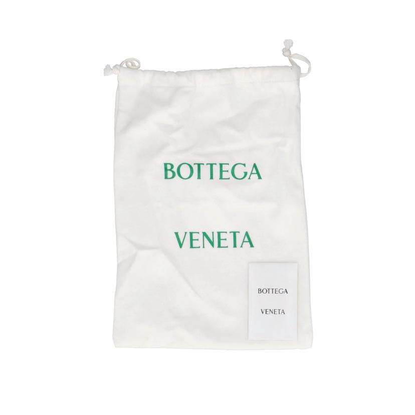 BOTTEGA　VENETA ボッテガヴェネタ/イントレッチオカセットクロスボディ/710141//RFI*/SAランク/24