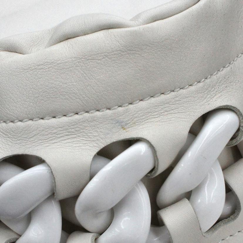 CHANEL シャネル/エナメルココマークレザーメッセンジャー／ホワイト//117*****/ABランク/75