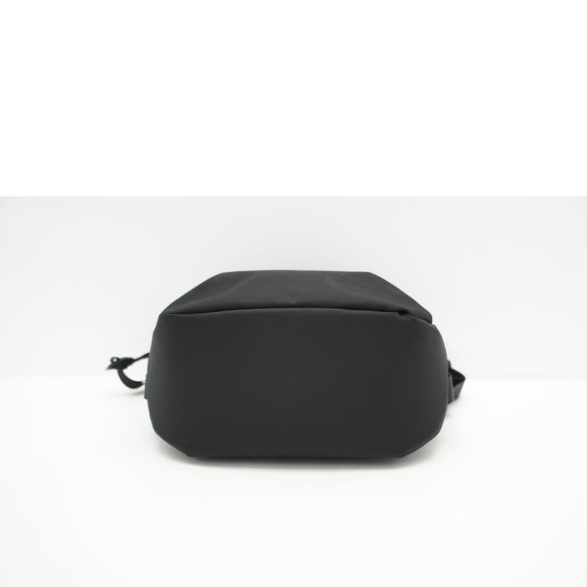 ARC＇TERYX アークテリクス/ARRO　8　SHOULDER　BAG/24019-124737//Aランク/24