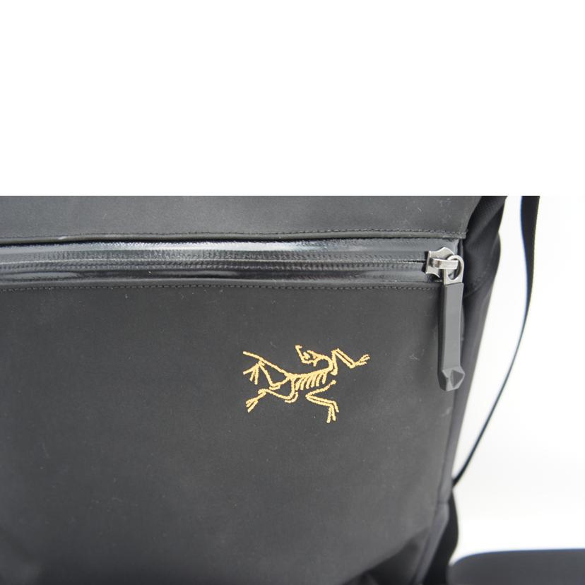 ARC＇TERYX アークテリクス/ARRO　8　SHOULDER　BAG/24019-124737//Aランク/24