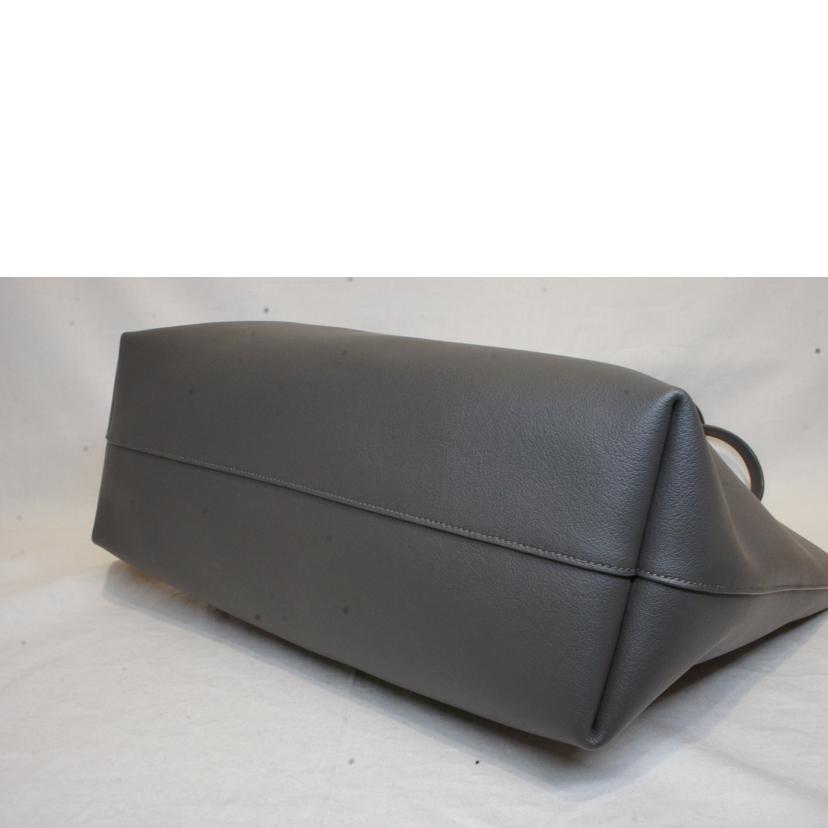 SAINT　LAURENT サンローラン/ショッピングトートグレー／ポーチ付/600281//Aランク/92