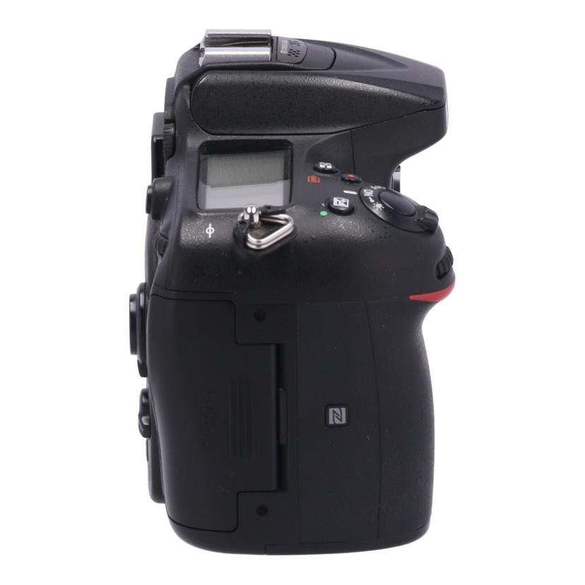 Nikon ニコン　/デジタル一眼　ボディ/D7200 ﾎﾞﾃﾞｨ//2037177/Bランク/05