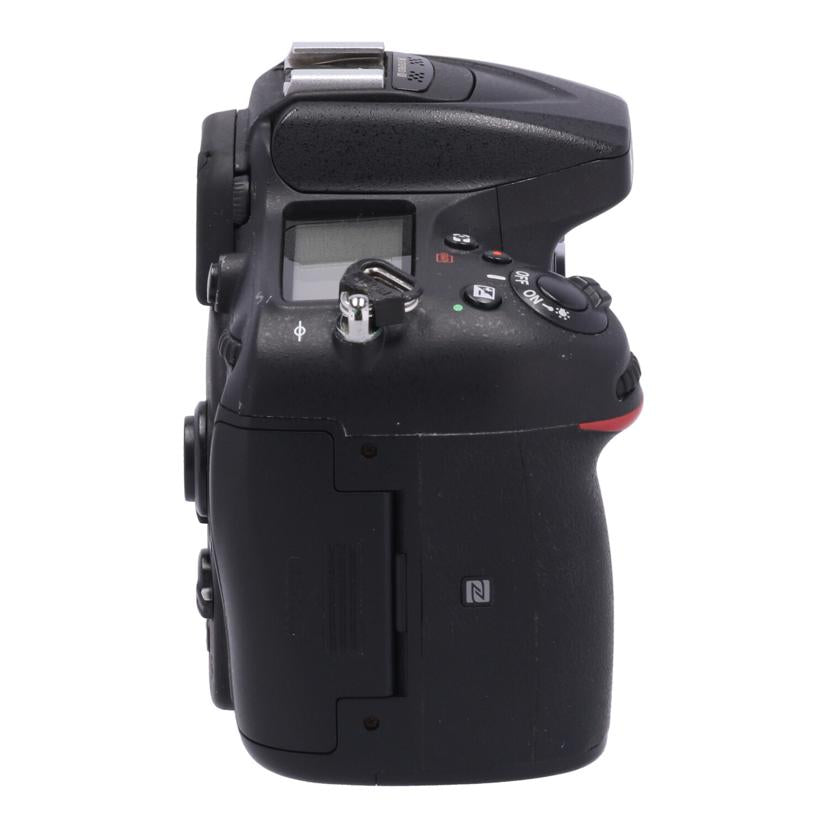 Nikon ニコン　/デジタル一眼　ボディ/D7200 ﾎﾞﾃﾞｨ//2042157/Bランク/05