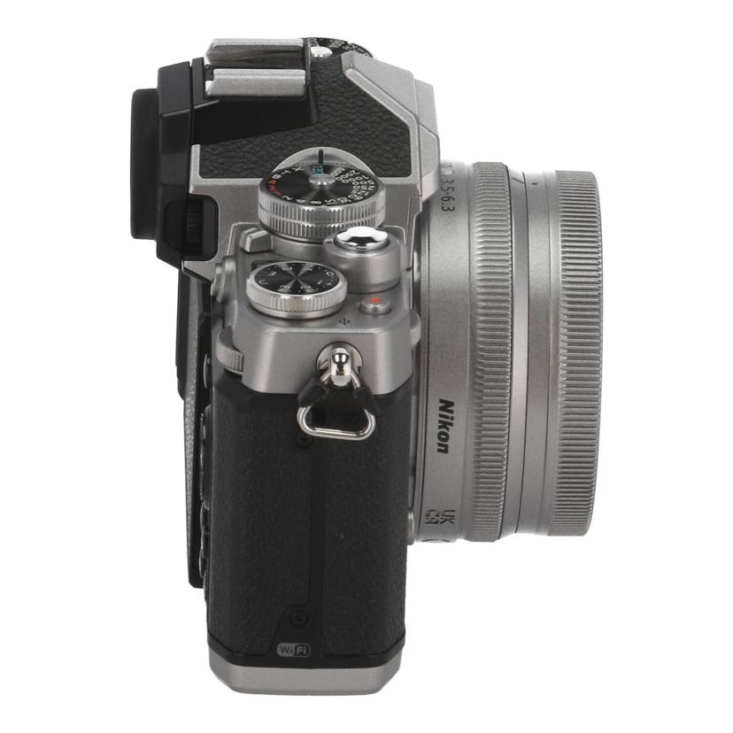 Nikon ニコン　/ミラーレス一眼　レンズキット/Z fc 16-50 VR ﾚﾝｽﾞｷｯﾄ//2031970/Bランク/04