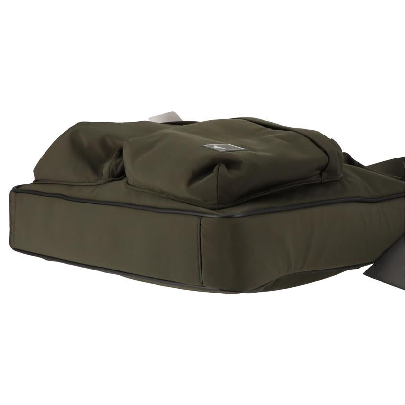 EMPORIO　ARMANI エンポリオアルマーニ/トラベルエッセンシャルトートバッグ/Y4N127/YJJ8V//Aランク/09