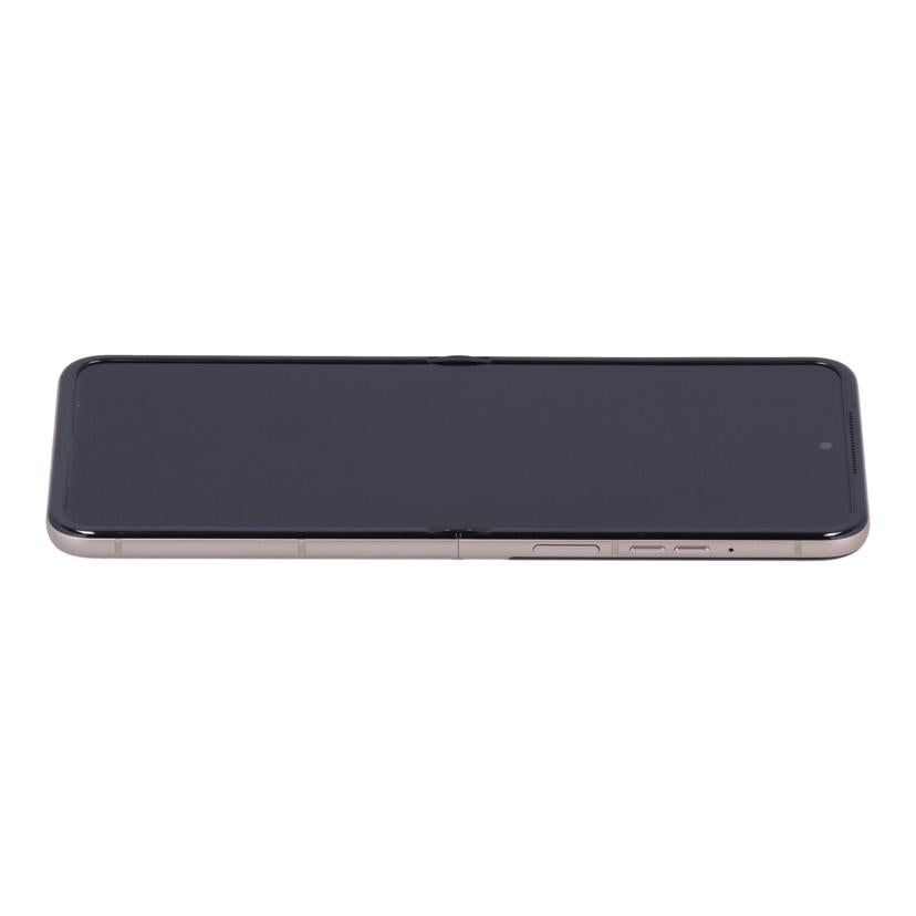 MOTOROLA　SoftBank モトローラ　/折りたたみスマートフォン／razr　50s　256GB/XT2453-7//PB220001JP/Aランク/09
