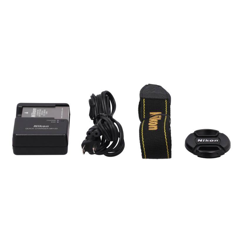 Nikon ニコン　/デジタル一眼　レンズキット/D3000 ﾚﾝｽﾞｷｯﾄ//2022515/Bランク/84