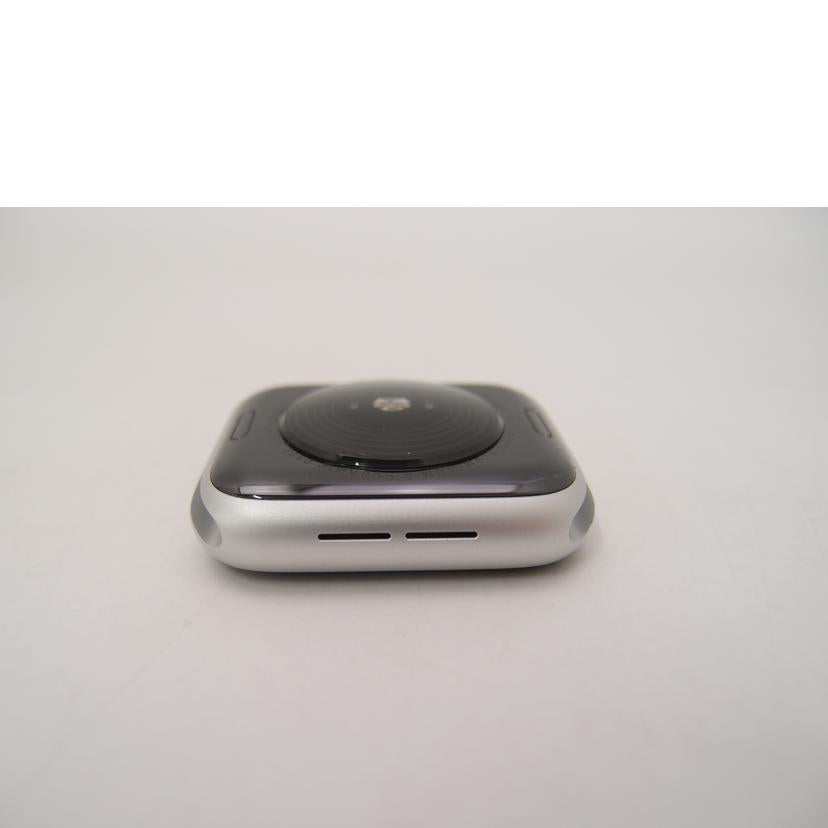 Apple　 アップル　/Apple　Watch　SE　GPS　44mm/MKQ43J/A//G99G78MNQ07W/Bランク/69