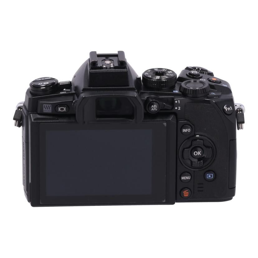 OLYMPUS オリンパス　/ミラーレス一眼　ボディ/OM-D E-M1 ﾎﾞﾃﾞｨ//BHP272936/Bランク/63