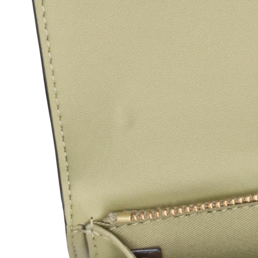 COACH コーチ/エッセンシャルミデイアムフラップウオレット/CP025//M23**/Aランク/94