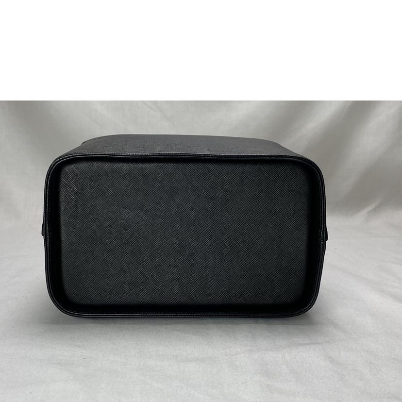 GIVENCHY/ターンロック　ハンドバッグ//BCランク/52