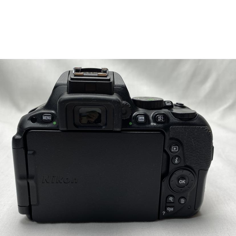 Nikon ニコン/デジタル一眼レフ　ダブルズームキット/D5500//2058180/Bランク/52
