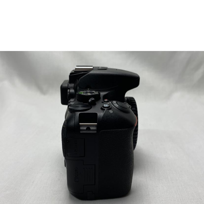 Nikon ニコン/デジタル一眼レフ　ダブルズームキット/D5500//2058180/Bランク/52