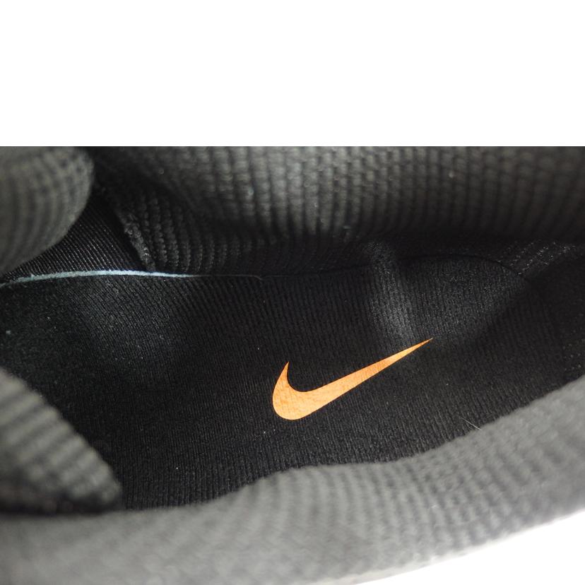 NIKE ナイキ/Nike　Shox　R4　　Black／Bright　Mandarin/HQ1988-003//Aランク/82