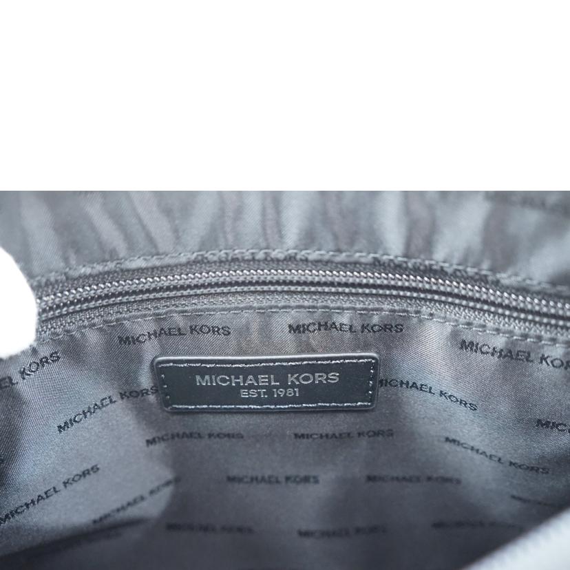 MICHAEL　KORS マイケルコース/MICHAEL　KORS　クラッチバック//ABランク/67