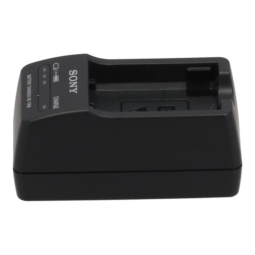 SONY　 ソニー　/バッテリーチャージャー＋バッテリー/BC-TRW//JAN4905524951943/Bランク/24