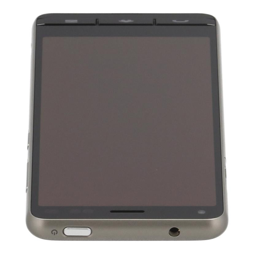 KYOCERA　au 京セラ　/スマートフォン／BASIO4/KYV47//5859099481/Bランク/64