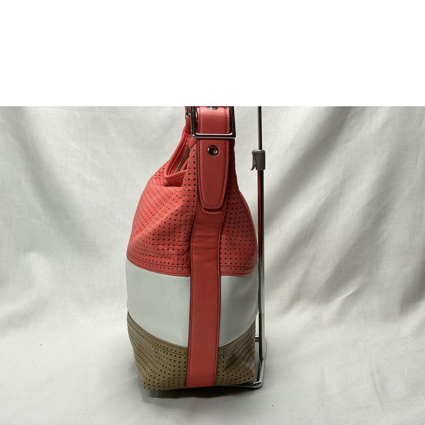 COACH コーチ/レガシーパーフォレーテッドショルダーバッグ/22412//K12**/Bランク/52