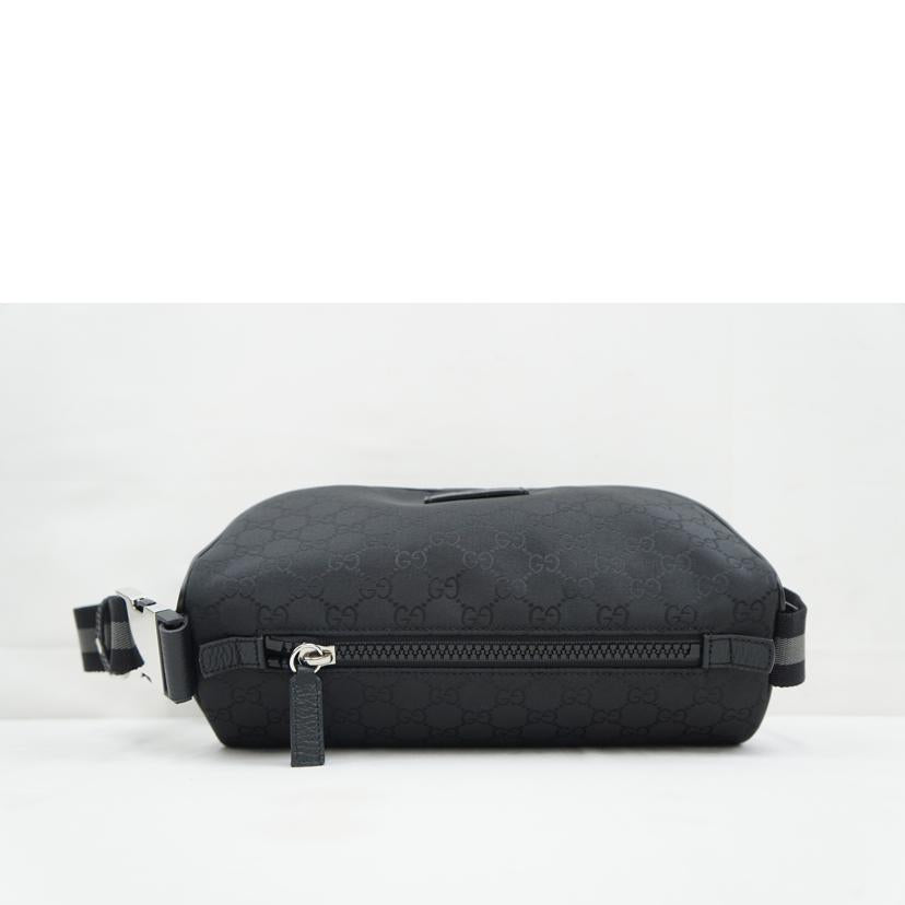GUCCI グッチ/GGナイロン　ボディバック/449182//520***/Aランク/67