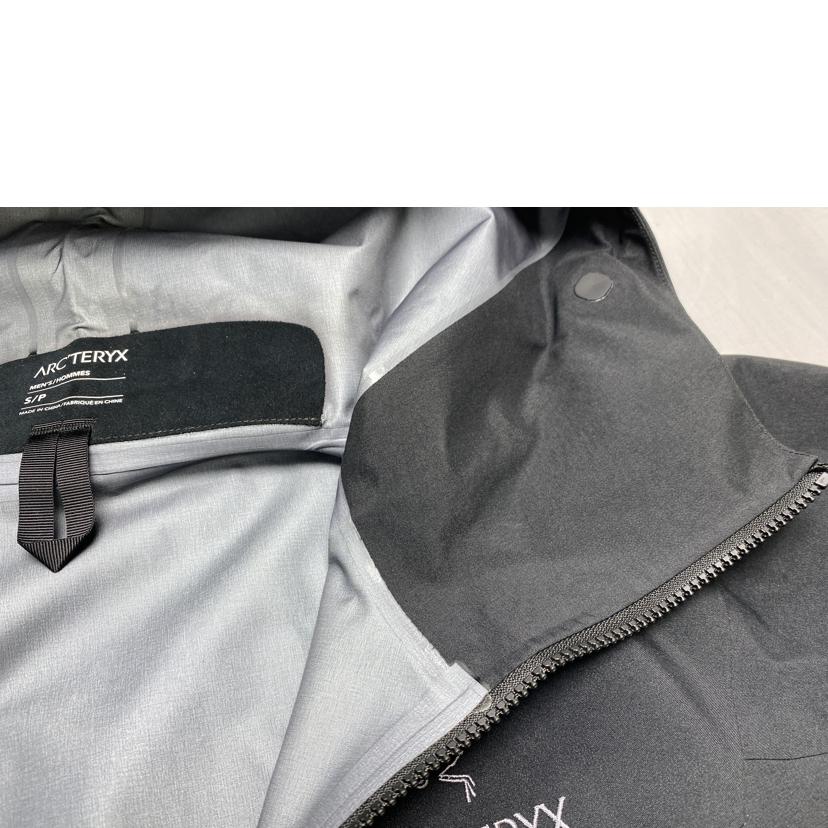 ARC＇TERYX アークテリクス/Alpha　SV　Jacket//Bランク/52