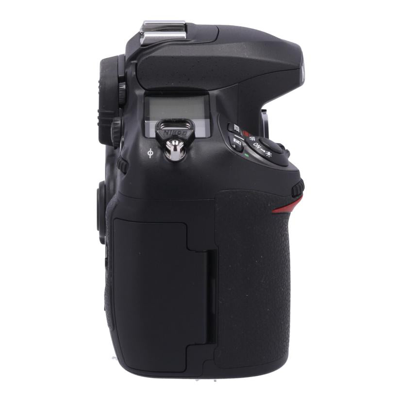 Nikon ニコン　/デジタル一眼　ボディ/D200 ﾎﾞﾃﾞｨ//2003509/Bランク/89
