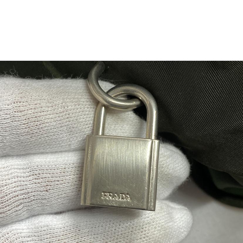 PRADA PRADA/テスートナイロン　ハンドバッグ　カーキ/B8497//BCランク/52