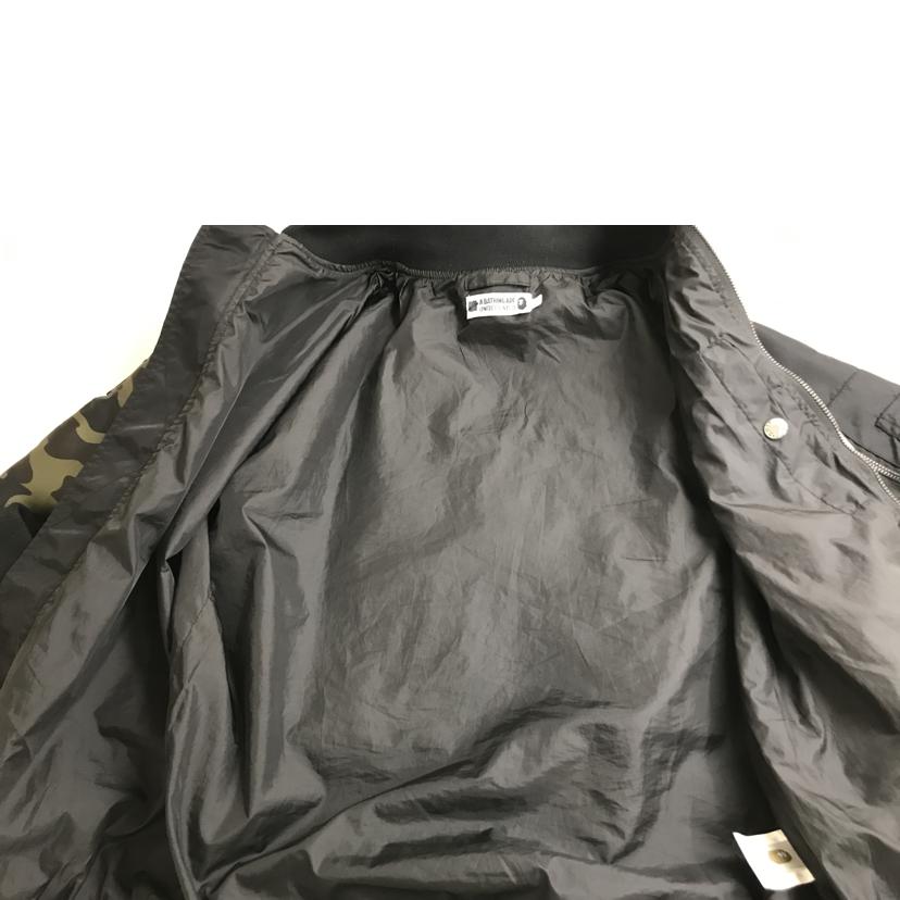 ABATHINGAPE×UNDEFEATED ｱﾍﾞｲｼﾝｸﾞｴｲﾌﾟ×ｱﾝﾃﾞｨﾌｨｰﾃｯﾄﾞ/MA－1　WOODLAND　CAMO　SHARK//Bランク/51
