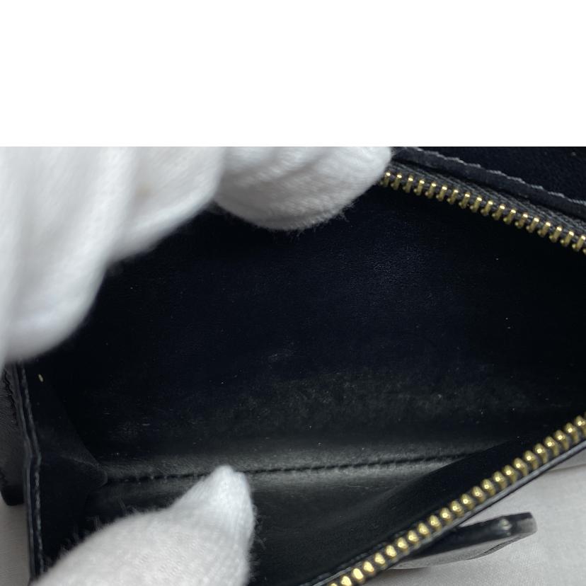 CELINE/ミディアムストラップウォレット/10B643//Bランク/52