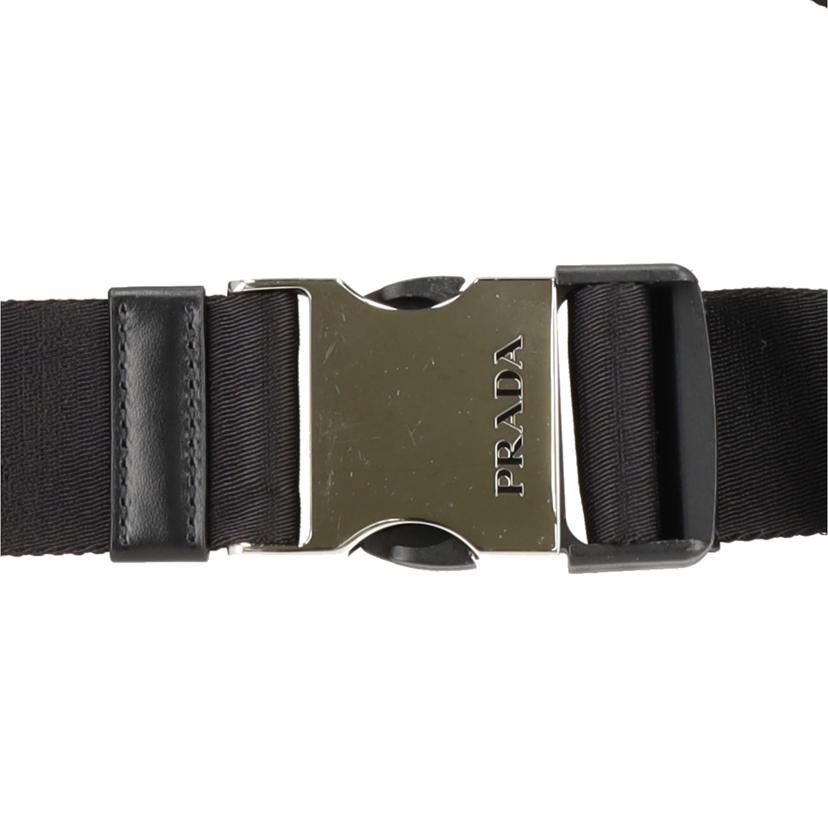 PRADA プラダ/Reナイロン／トライアングルロゴボディバッグ／バックパック/2VZ092//Aランク/91