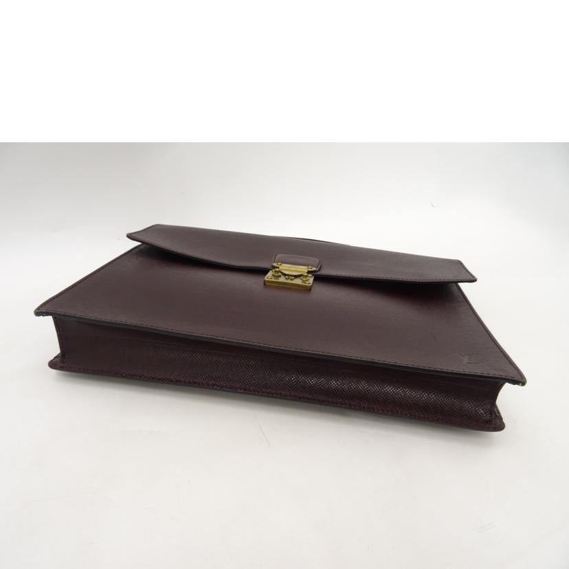 LOUIS VUITTON ルイヴィトン/セルヴィエットクラド/タイガ/アカジュー/M30076//VI0***/Bランク/69