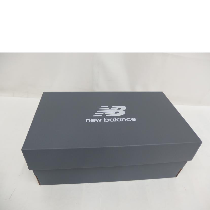 NB ニューバランス/New　Balance　2002R　Triple　Black/U2002RBL//Aランク/82