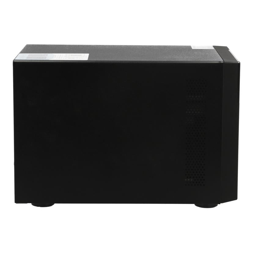 QNAP キューナップ/4ベイNAS/TS-473A//Q221B153393/Bランク/62