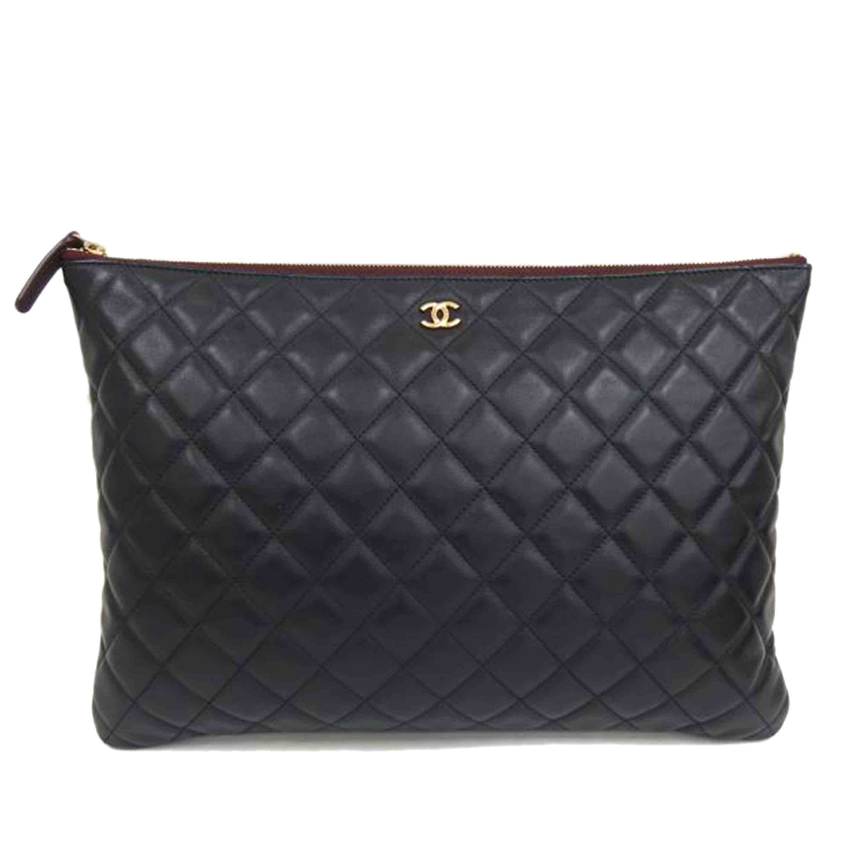 CHANEL シャネル/マトラッセ　クラッチバッグ　ココマーク／ゴールド金具//277*****/ABランク/82