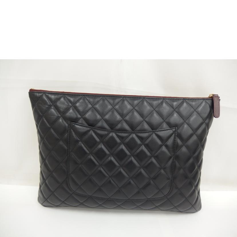 CHANEL シャネル/マトラッセ　クラッチバッグ　ココマーク／ゴールド金具//277*****/ABランク/82