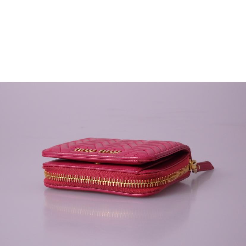 専用 miumiu ミュウミュウ マドラス レザー Wホック ミニ財布 miu MIU ミュウミュウ 財布 二つ折り財布 マテラッセ コイン