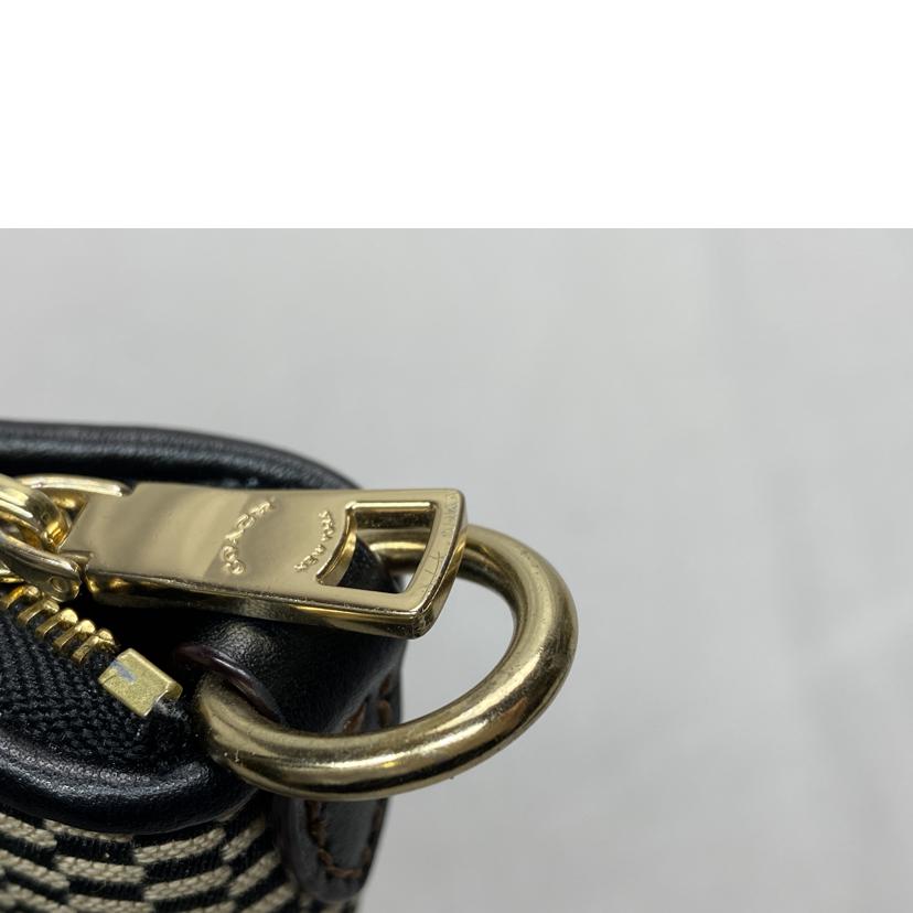 COACH/コーチブラックベージュミルクトート/F27576//D18**/Bランク/52