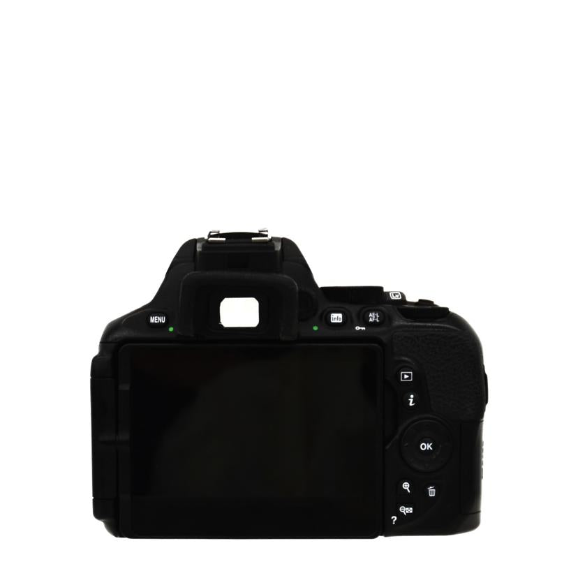 Nikon ニコン/デジタル一眼/D5600 ボディ//2045110/Aランク/75