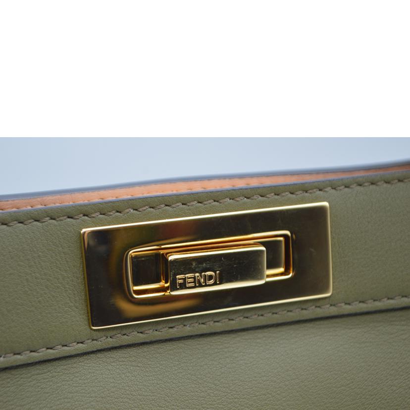 FENDI　 フェンディ/ピーカブーアイシーユーミディアム／ナッパレザー／カーキ/8BN321  //A6V***********/Aランク/89