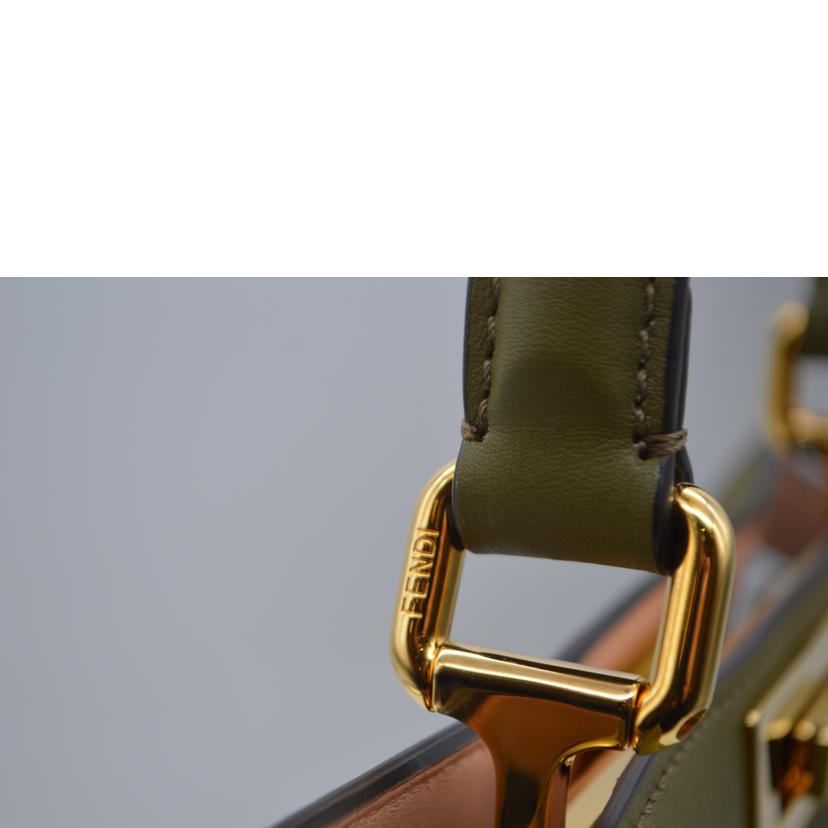 FENDI　 フェンディ/ピーカブーアイシーユーミディアム／ナッパレザー／カーキ/8BN321  //A6V***********/Aランク/89