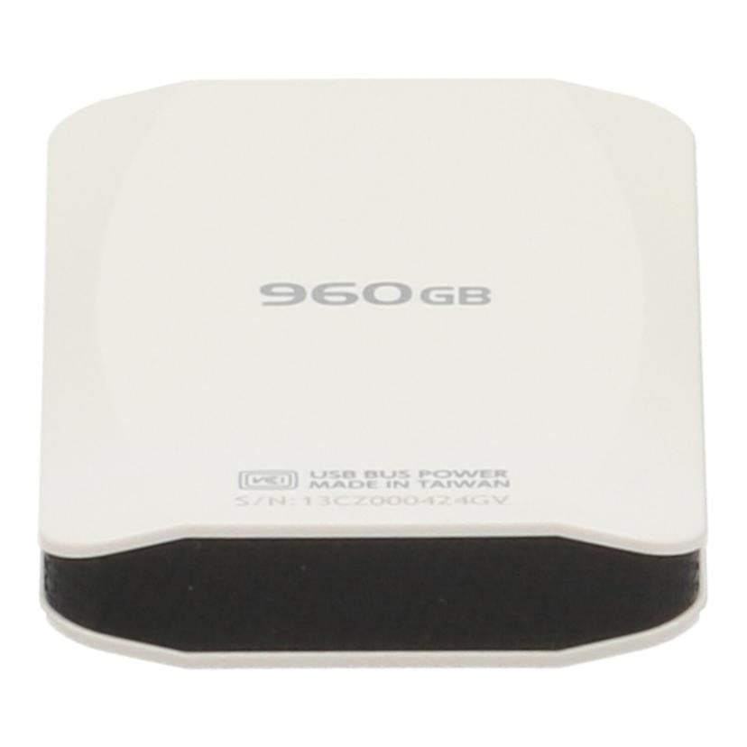 I．O　DATA アイオーデータ　/ポータブルSSD　960GB/SSPV-USC960GE//13CZ000424GV/Bランク/70