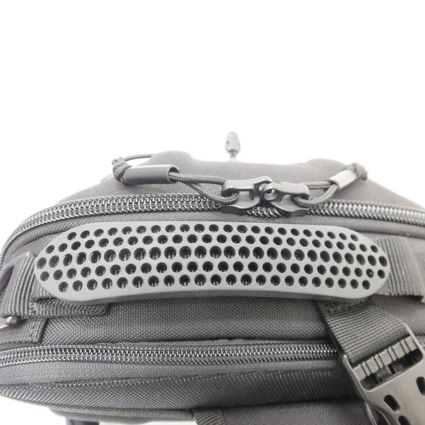 HAZARD4/ヒバチライトハードシェル//Aランク/88