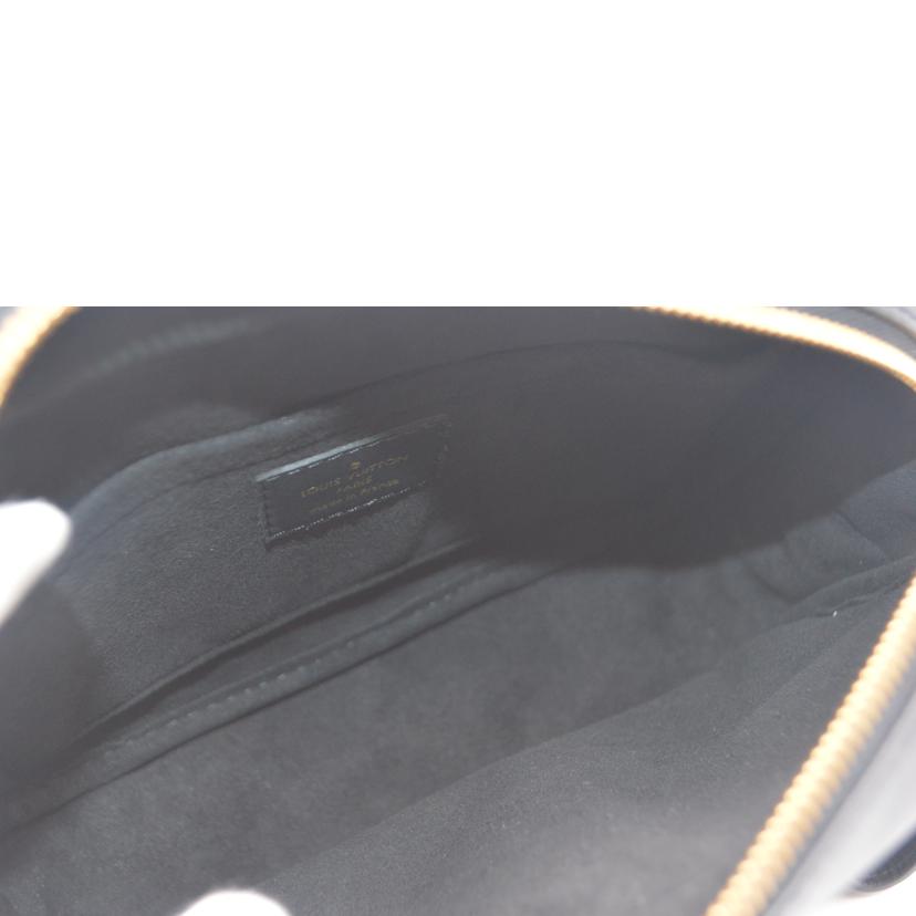 LV ルイヴィトン/ニューカメラバッグ／ニューウェーブ／ノワール/M53682//TR4***/Aランク/89