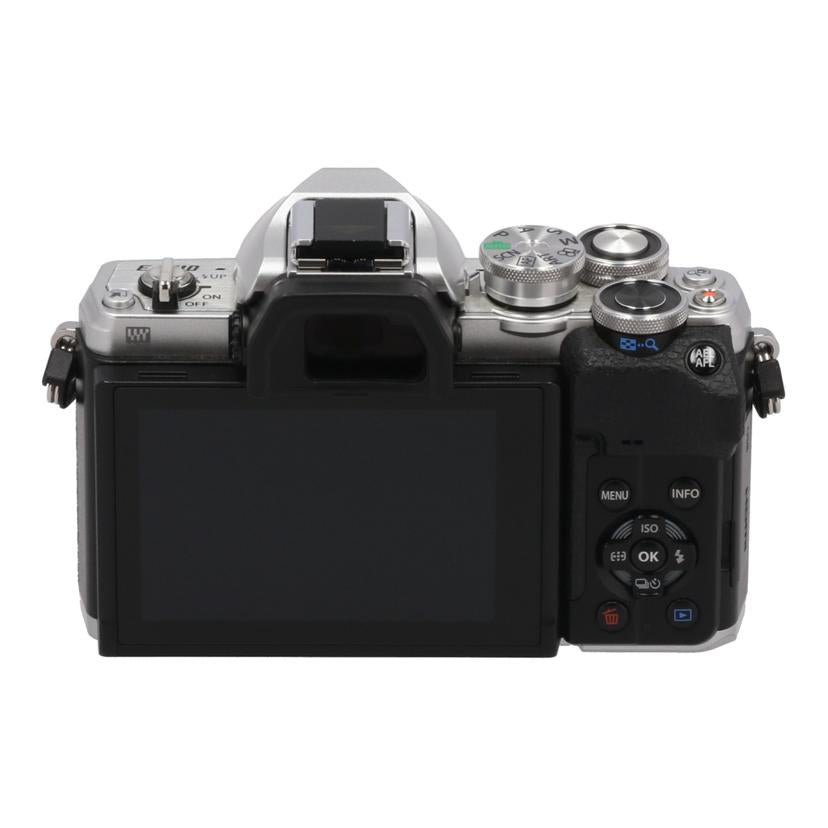 OLYMPUS オリンパス/ミラーレス一眼 ダブルズームキット/E-M10 MarkIV EZ ﾀﾞﾌﾞﾙｽﾞｰﾑｷｯﾄ//BJGA29932/ABランク/69