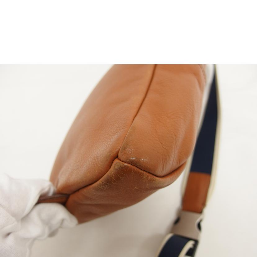 COACH コーチ/レザークロスボディバッグ/F70811//A14**/Bランク/04