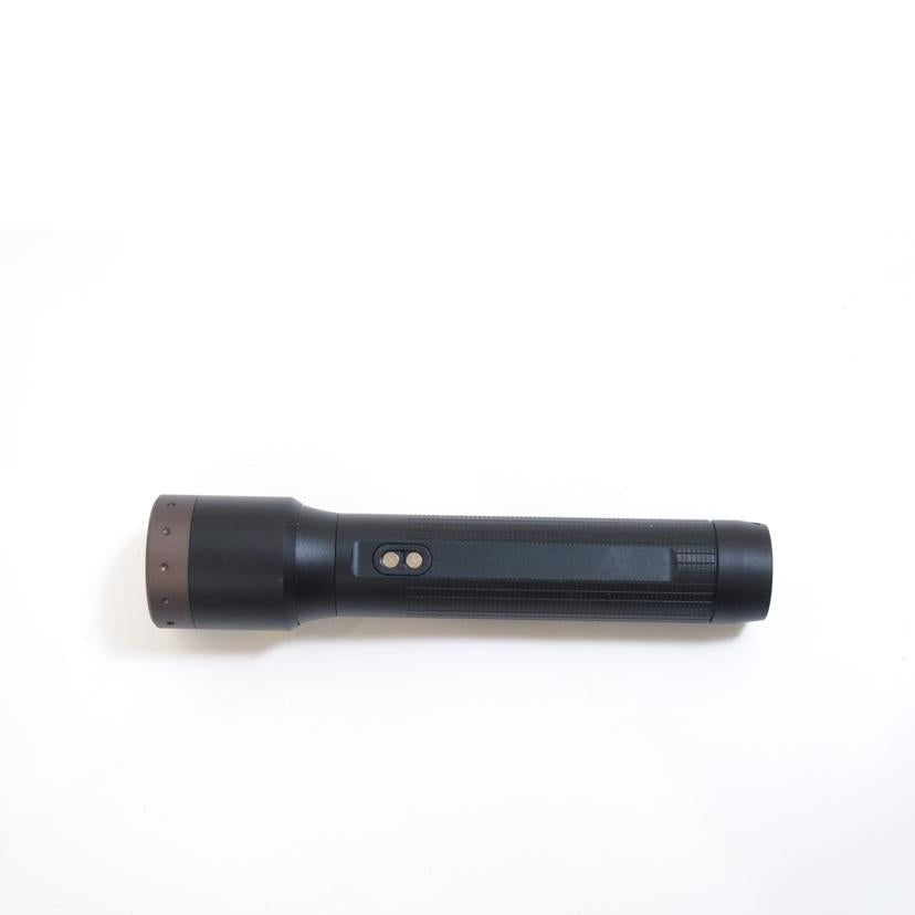 LED　LENSER　P7CORE//Sランク/71