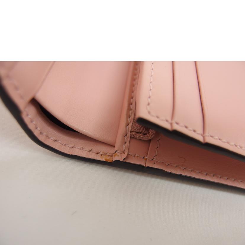 GUCCI グッチ/グッチシマレザー／リネアキャット／フラップウォレット/548057//095*/Aランク/04