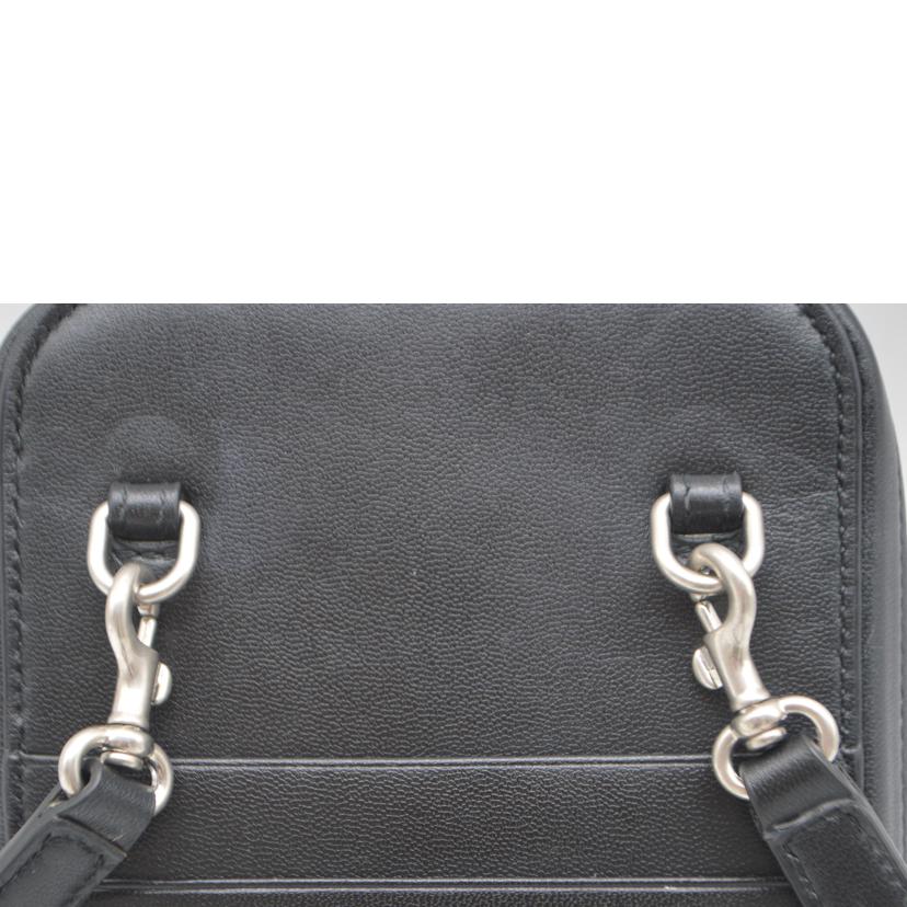 BALENCIAGA　 バレンシアガ/エブリディフォンカーフレザーポーチ／ノワール/618189//106***********/Bランク/89