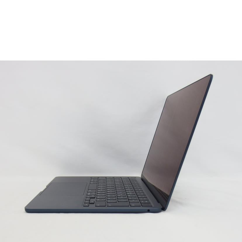 Apple アップル/MacBookAir／13インチ／CTOモデル／ベースモデル：MXCV3J／A/Z1HW00049J/A(A3113)//D7Y2HVY24Y/Aランク/04